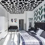 Levia Apartment-with 2 Bedrooms In The Old Town