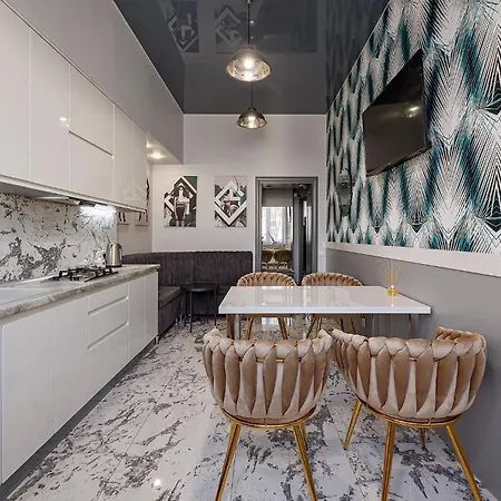 Levia Apartment-with 2 Bedrooms In The Old Town Lviv