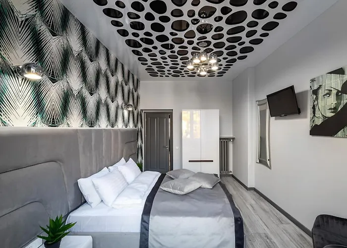 Lejlighed Levia Apartment-with 2 Bedrooms In The Old Town Lviv