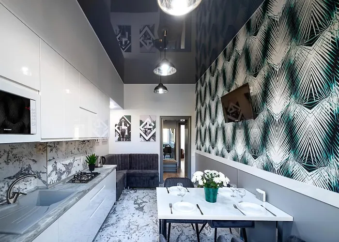 Levia Apartment-with 2 Bedrooms In The Old Town Apartamento Lviv