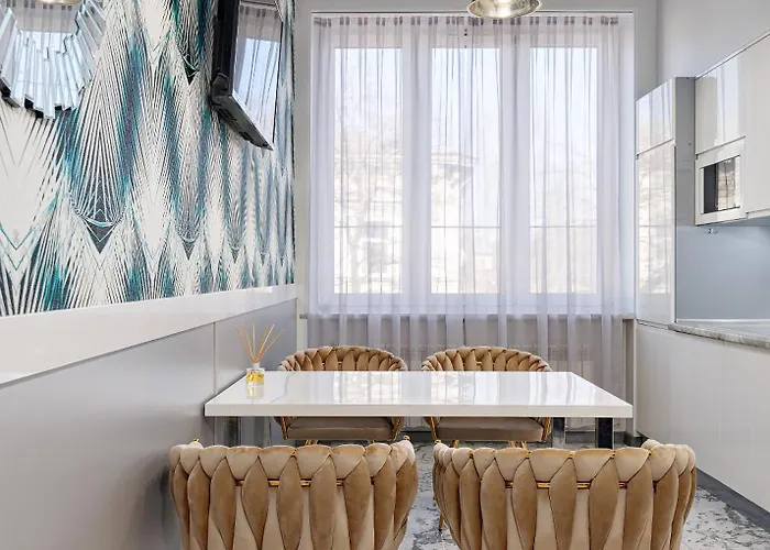 Levia Apartment-with 2 Bedrooms In The Old Town Apartment *