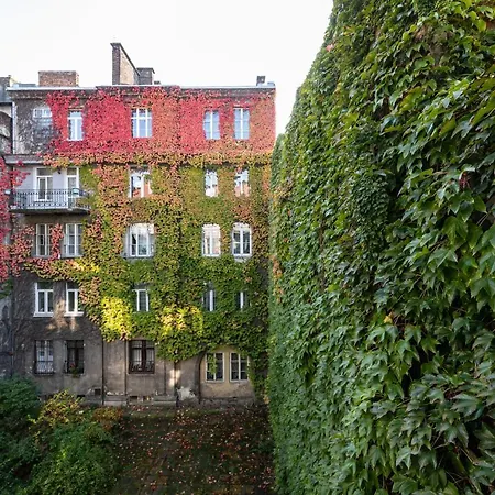 Levia Apartment-with 2 Bedrooms In The Old Town * Lviv