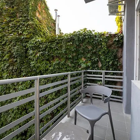 Lejlighed Levia Apartment-with 2 Bedrooms In The Old Town *