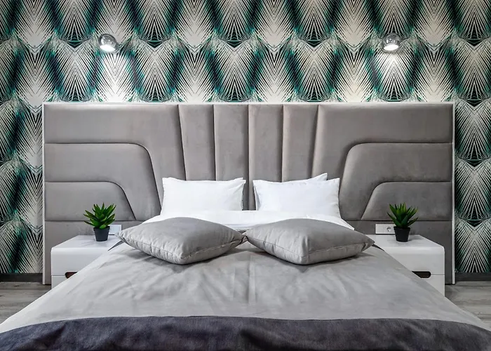 Levia Apartment-with 2 Bedrooms In The Old Town *